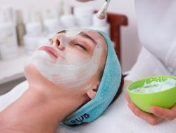 5 Cara Memutihkan Kulit Secara Alami Dengan Cepat dan Permanen