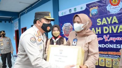 Bertempat di SD Shabilla Kota Batam, Kapolda KEPRI Hadiri Vaksinasi Serentak Indonesia Secara Virtual