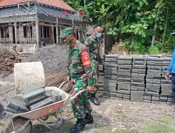 Babinsa Koramil Simo Bantu Pembangunan Masjid Al Royan