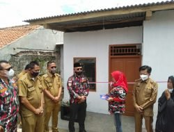 Bela Negara Melalui Bakti Sosial, LMP Purwakarta Bedah Rumah Milik Warga Tegalmunjul