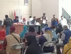 Pembagian Kartu BPNT di Desa Cinunuk