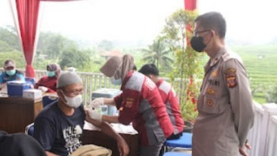 Kapolres Sumedang Melaksanakan Pengecekan Program Vaksinasi Covid-19