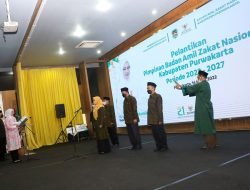 Lima Pimpinan Baznas Purwakarta dikukuhkan Bupati