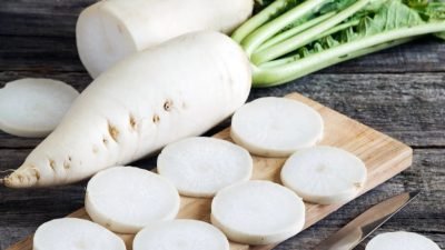 6 Manfaat Lobak Bagi Kesehatan, Baik Untuk Penderita Penyakit Kuning!