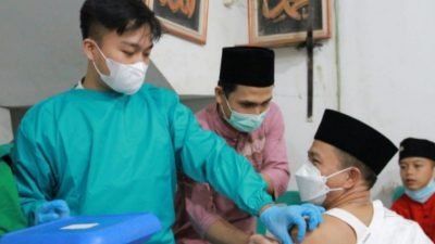 Bupati Bandung Dadang Supriatna Resmikan Vaksinasi di Bulan Ramadan