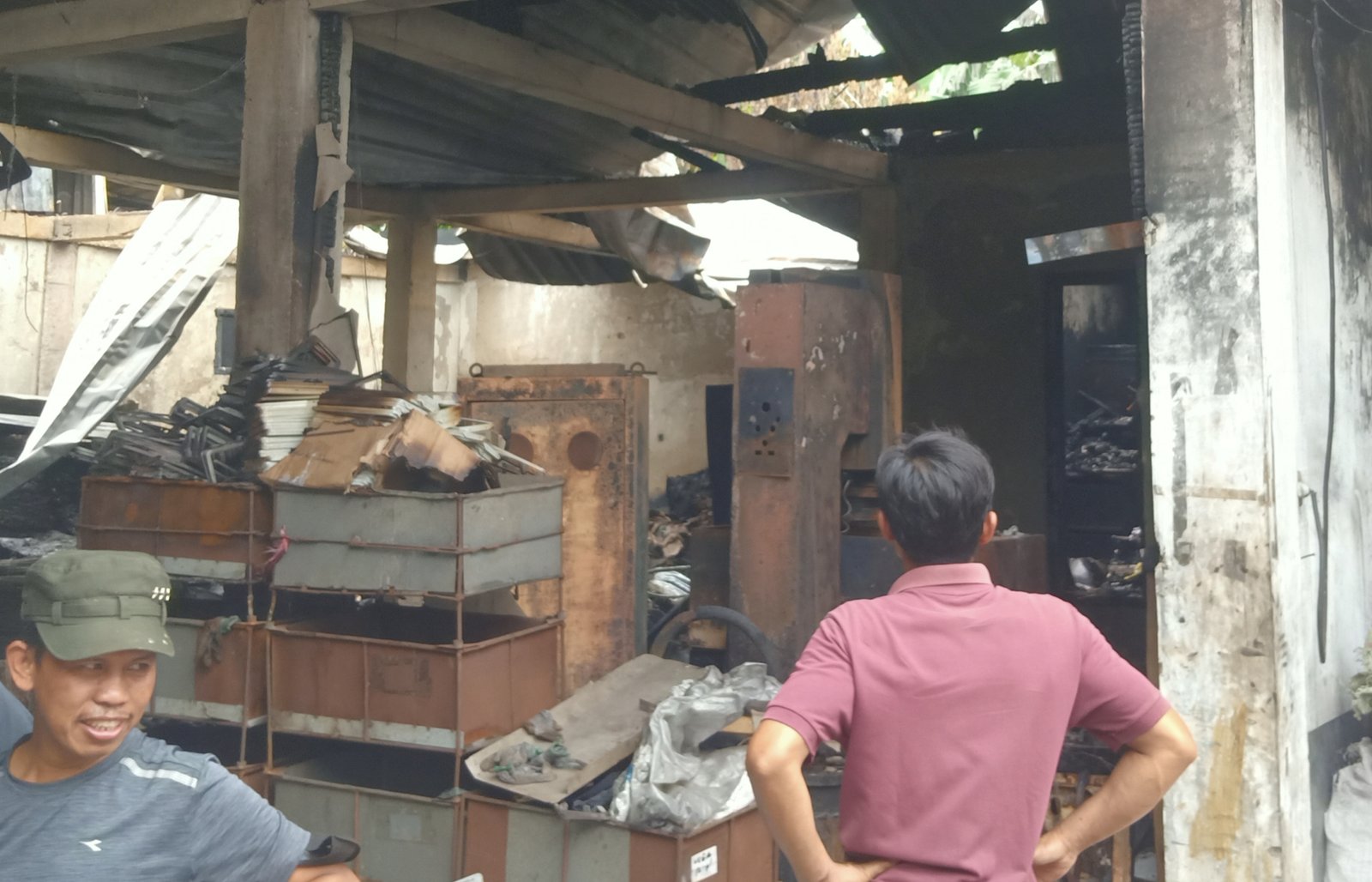 Pasca Kebakaran Gudang Perakitan Aksesoris Sepeda Motor.