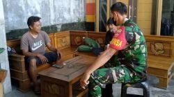 Mempererat Komunikasi, Babinsa Sambi Komsos Dengan Tokoh Masyarakat