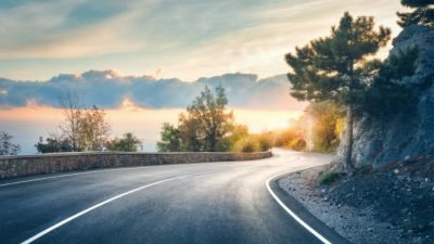 7 Kiat Hadapi Cobaan Dengan Hati yang Positif