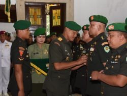 Pangdam III/Siliwangi : Sertijab Diwarnai Penghargaan dan Cinderamata