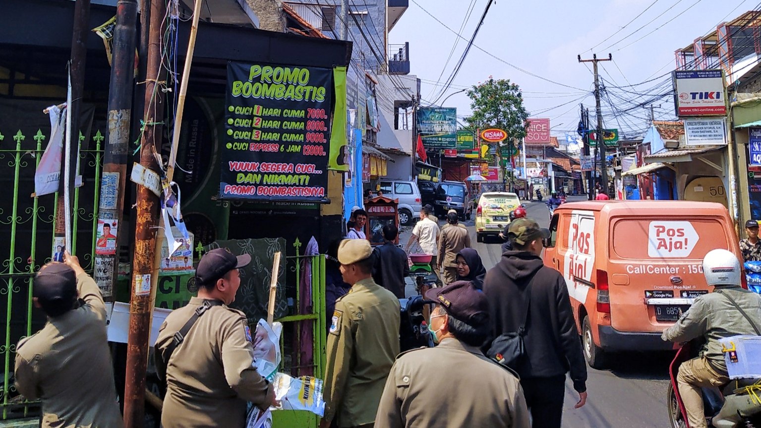 Alat Peraga Sosialisasi Partai Politik yang Langgar Aturan Ditertibkan Satpol PP Kota Cimahi