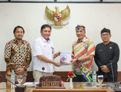 KPPN Kementerian Keuangan Berikan Apresiasi Debitur Terbaik Kepada Pemkot Cimahi