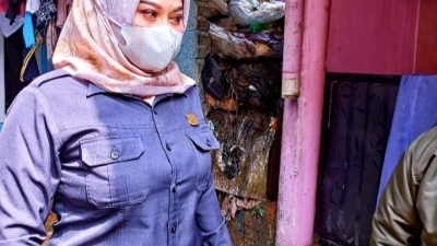 Euis Isop Romaya Anggota DPRD kota Cimahi Peduli Terhadap Warga Yang ODGJ Selama 8 Tahun