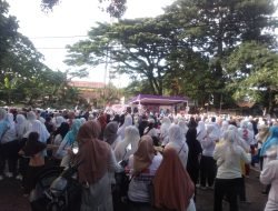 Eversti Nevalia dan Nyimas Wina Sariningsih Duet Gelar Senam Goyang Gemoy bersama Pendukung