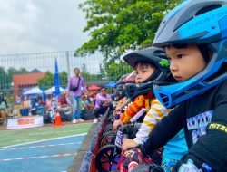 Latih Keseimbangan Motorik : Ratusan Anak Beradu Cepat menggunakan Sepeda Tanpa Pedal