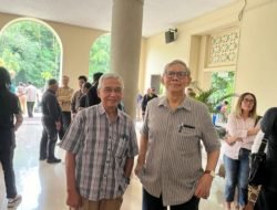 Civitas akademika UGM, melalui Gerakan Moral Kampus Menggugat