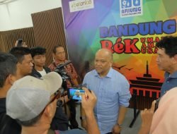 Ilham Habibie Bacalon Gubernur Jabar Praktik ‘Banting Setir’ di D’ Botanica Mall