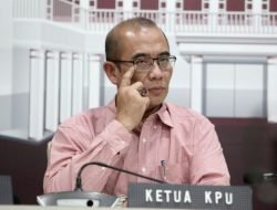 Hasyim Asy’ari dipecat DKPP akibat membina hubungan Romantis dengan Petugas Pemilu Luar Negeri