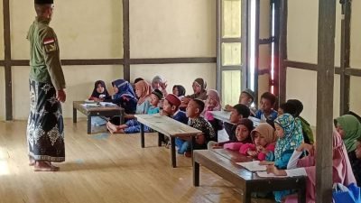 Satgas Yonzipur 5/ABW Persiapkan Masa Depan Anak Perbatasan Melalui Taman Pendidikan Qur’an (TPQ)