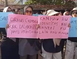 Warga Cikembulan Pangandaran Protes Lahan Publik Diprivatisasi