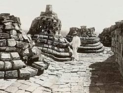 Polemik Pemasangan “Chattra” pada Borobudur (2)