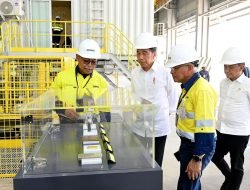 Jokowi sambangi pemurnian Logam Mulia PT Amman Mineral Internasional Tbk